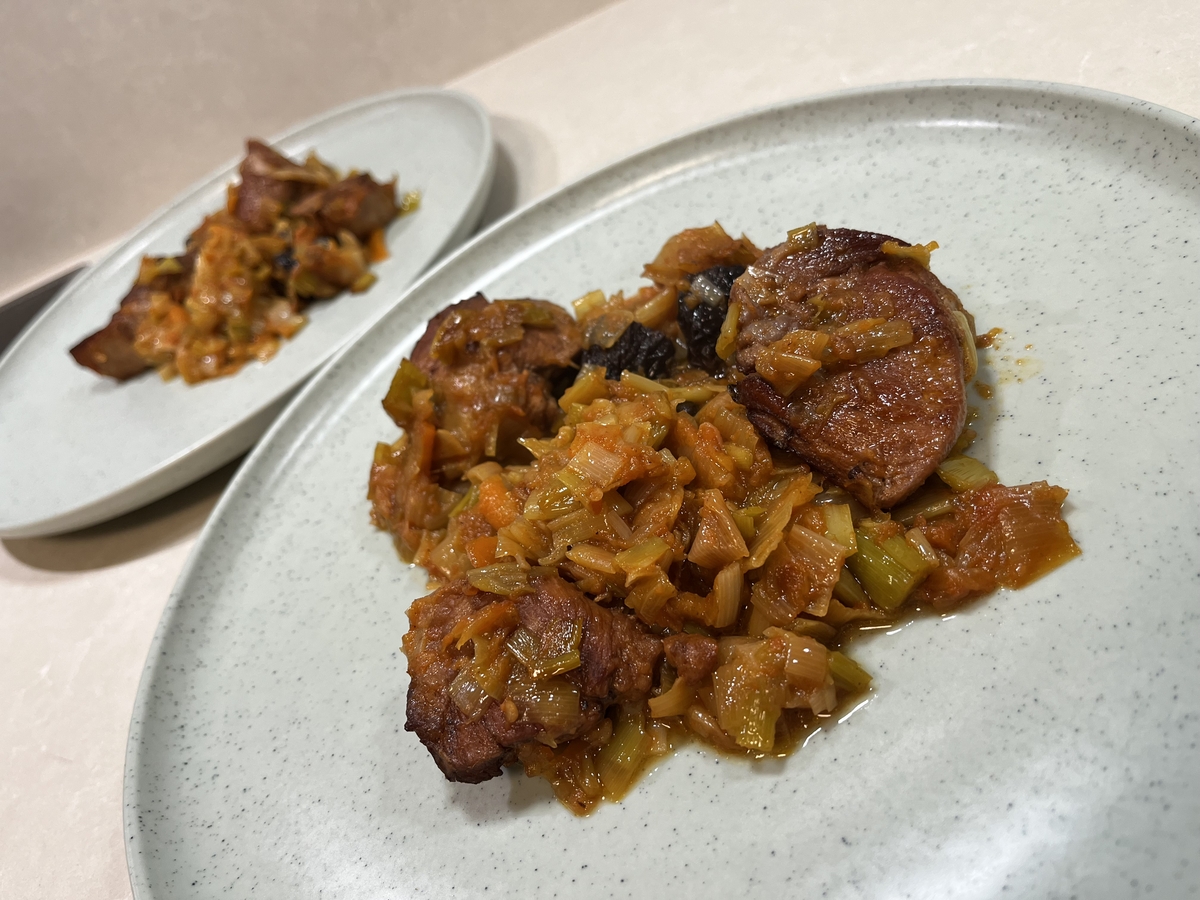 Свинско с праз