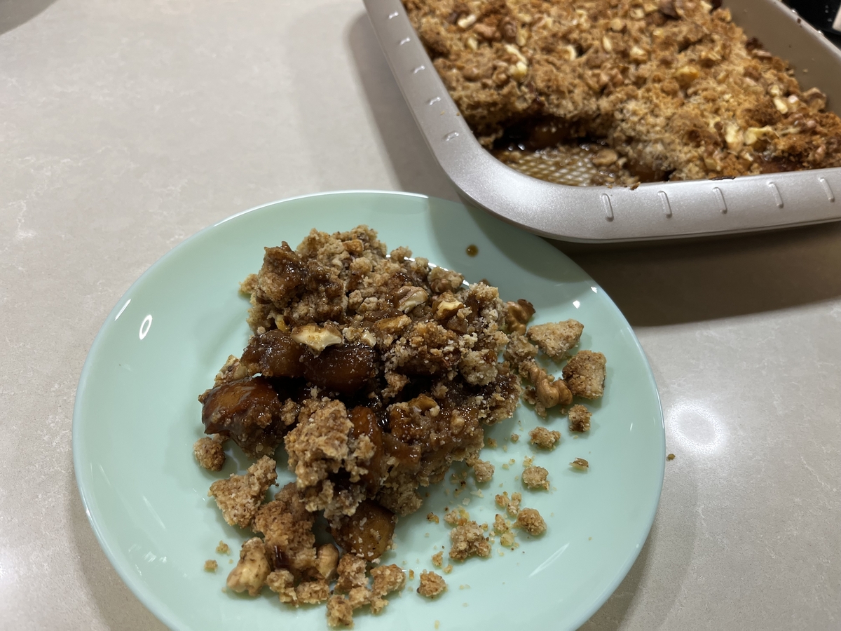 Снимка на Ябълков кръмбъл без глутен 🍎🍏